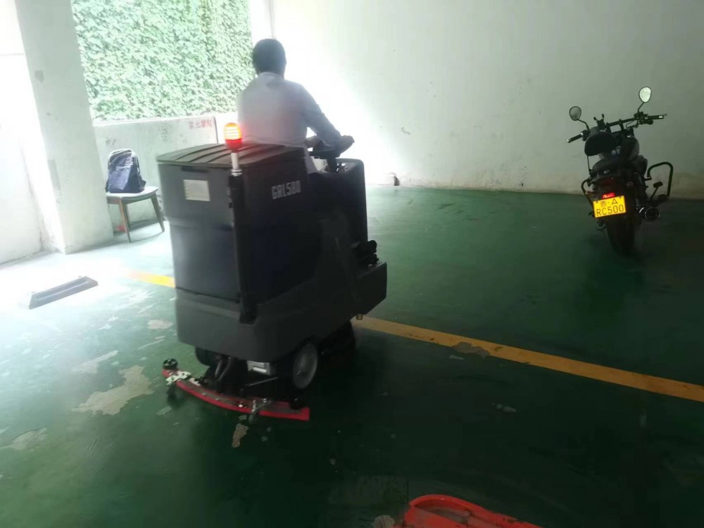 贵阳驾驶洗地机格瑞勒580